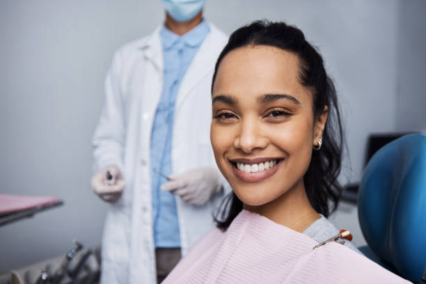 Best Root Canal Treatment  in Wlowbrook, IL